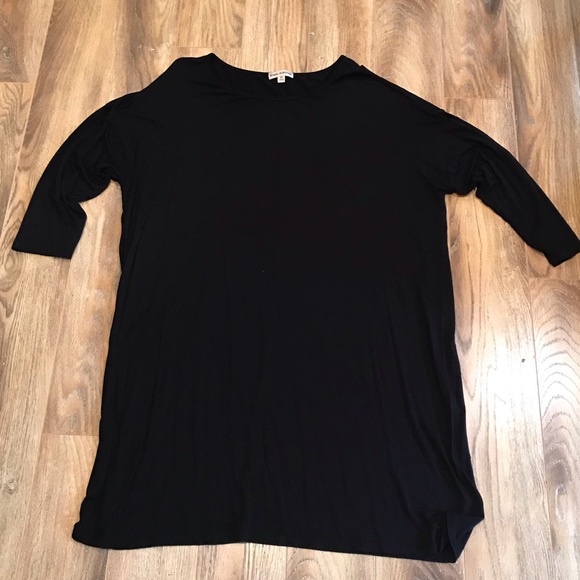 Zenana Outfitters Tops - NWOT Zenana Outfitters Black Tunic T-shirt 2X